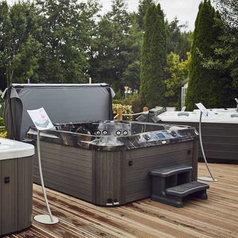 The Lugna hot tub by Just Hot Tubs